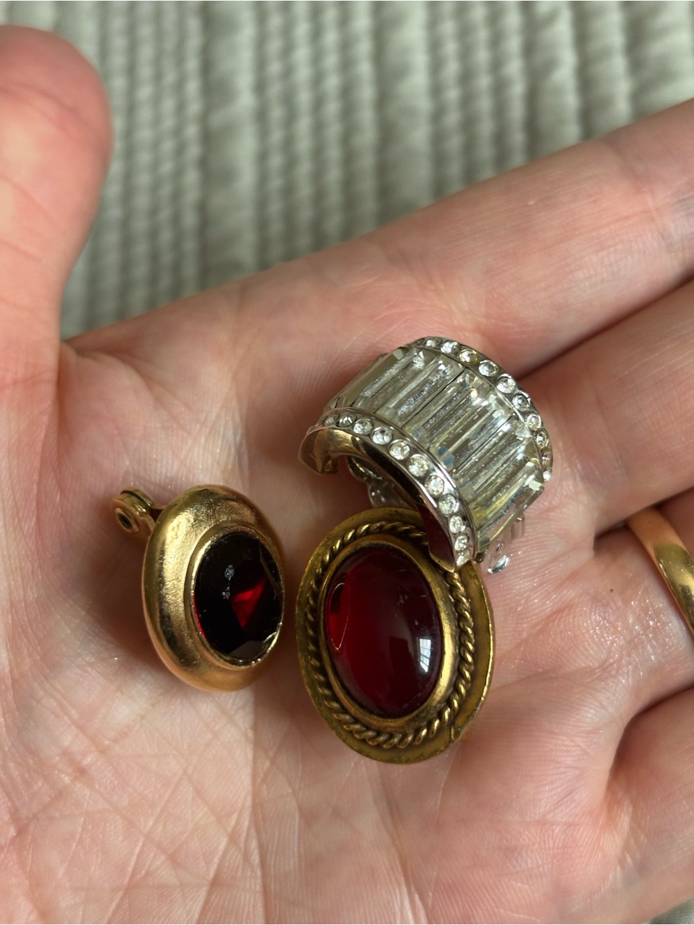 Vintage YSL ST John Earrings Lot of 3 single - Picture 10 of 16